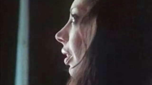 Vidéo Teen Odette Delacroix se fait baiser par un professeur de porno fille arabe vierge la BBC